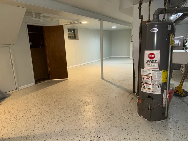 $284,999 | 1305 South 56th Court, Cicero, IL 60804