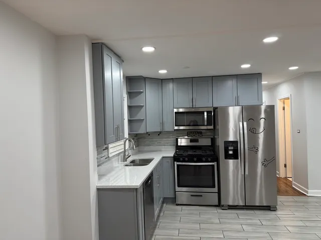 $284,999 | 1305 South 56th Court, Cicero, IL 60804