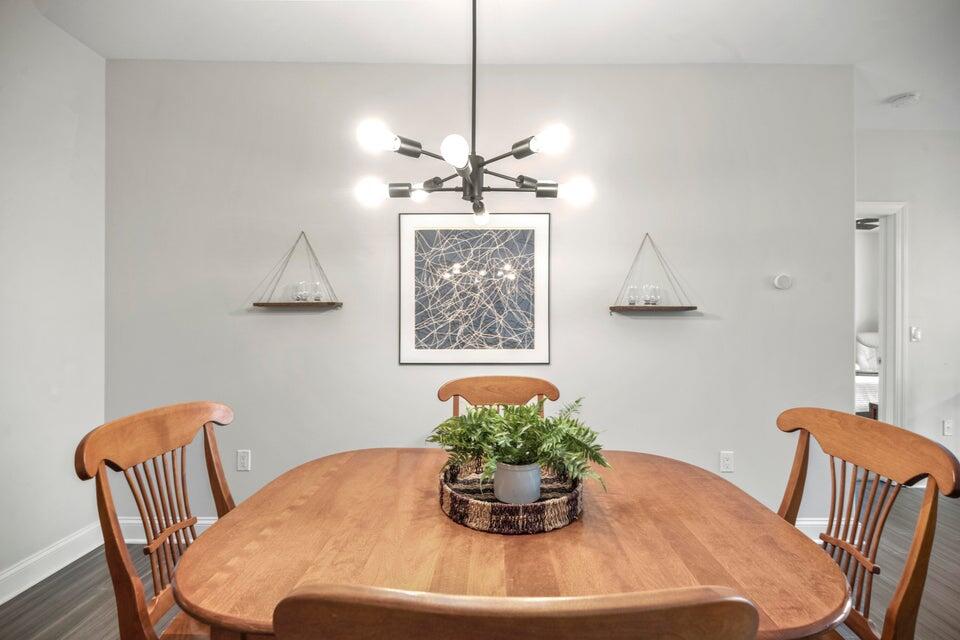 1905 North Water Street, Unit 401 Milwaukee, WI 53202 - Photo 12 of 43 Dining Room