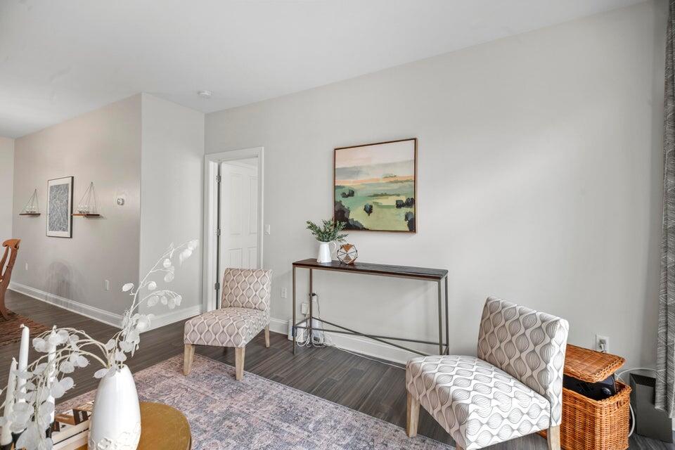 1905 North Water Street, Unit 401 Milwaukee, WI 53202 - Photo 16 of 43 Living Room