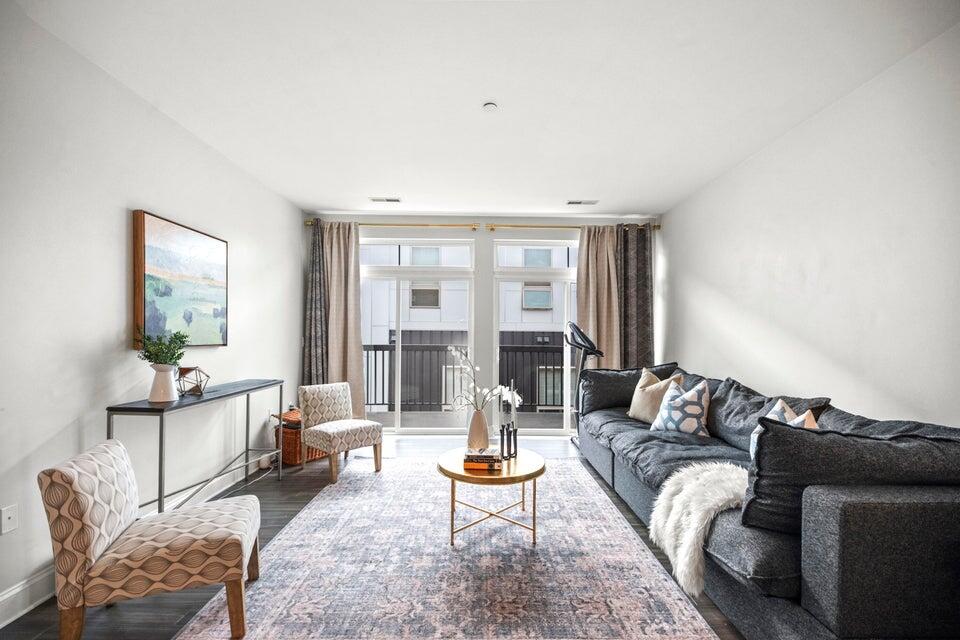 1905 North Water Street, Unit 401 Milwaukee, WI 53202 - Photo 19 of 43 Living Room