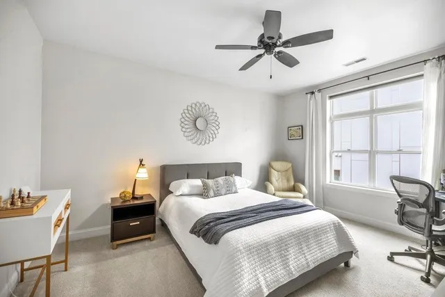 $1,850 | 1905 North Water Street, Unit 401, Milwaukee, WI 53202