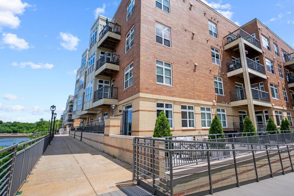 1905 North Water Street, Unit 401 Milwaukee, WI 53202 - Photo 41 of 43 Riverwalk