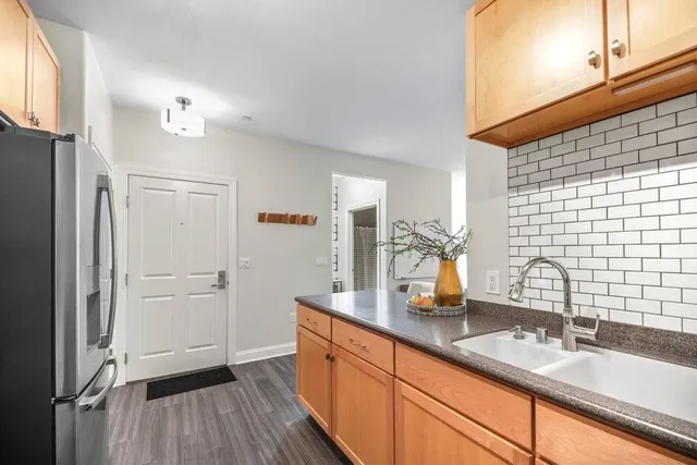 $1,850 | 1905 North Water Street, Unit 401, Milwaukee, WI 53202