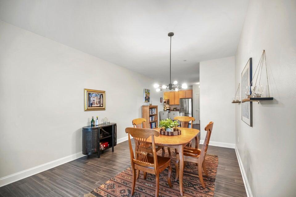 1905 North Water Street, Unit 401 Milwaukee, WI 53202 - Photo 9 of 43 Dining Room