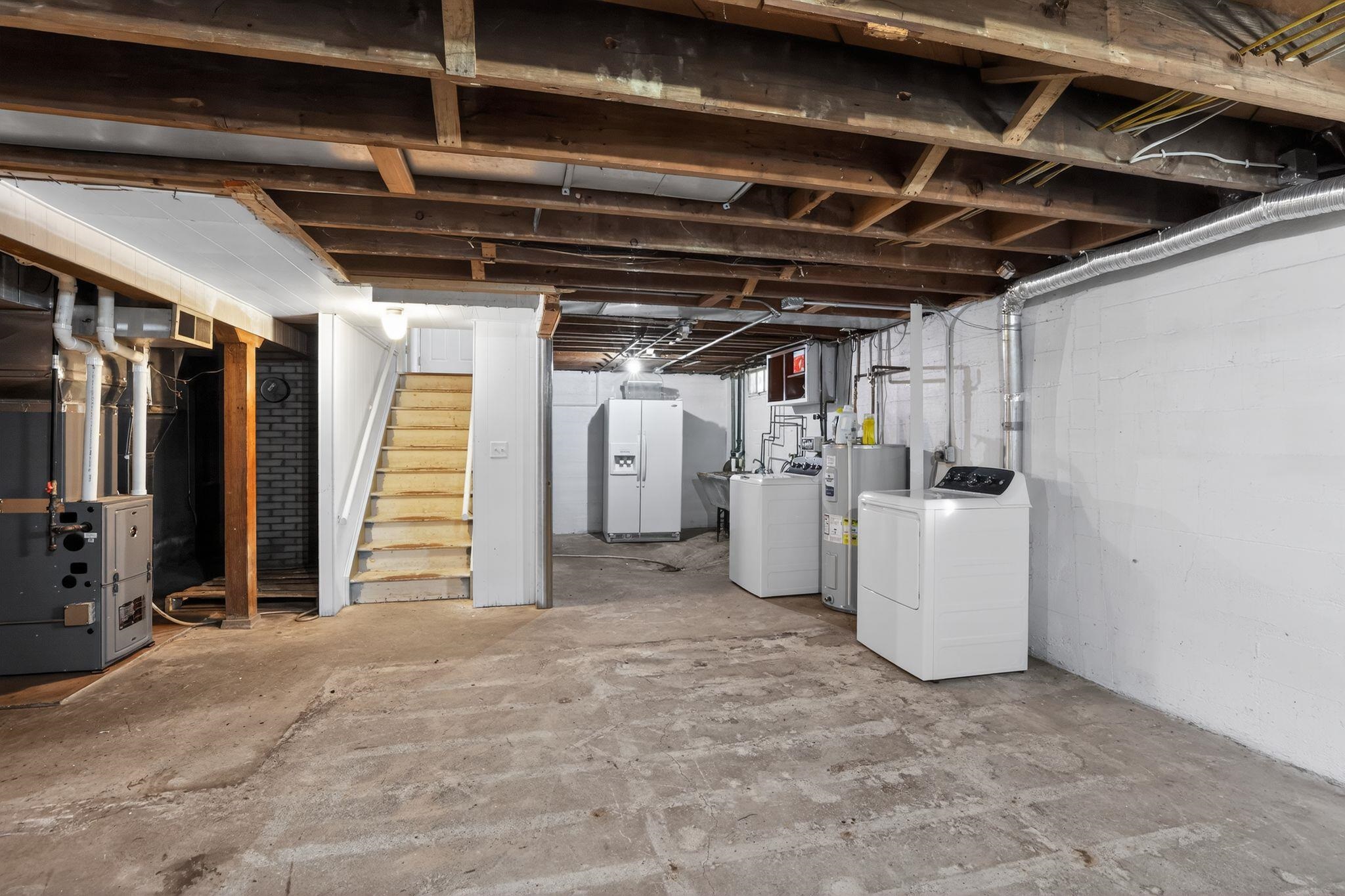 1429 Mac Arthur Road Madison, WI 53714 - Photo 25 of 31