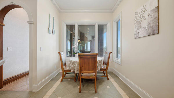 424 Hewgleys Road South Pittsburg, TN 37380 - Photo 20 of 53 Breakfast Nook