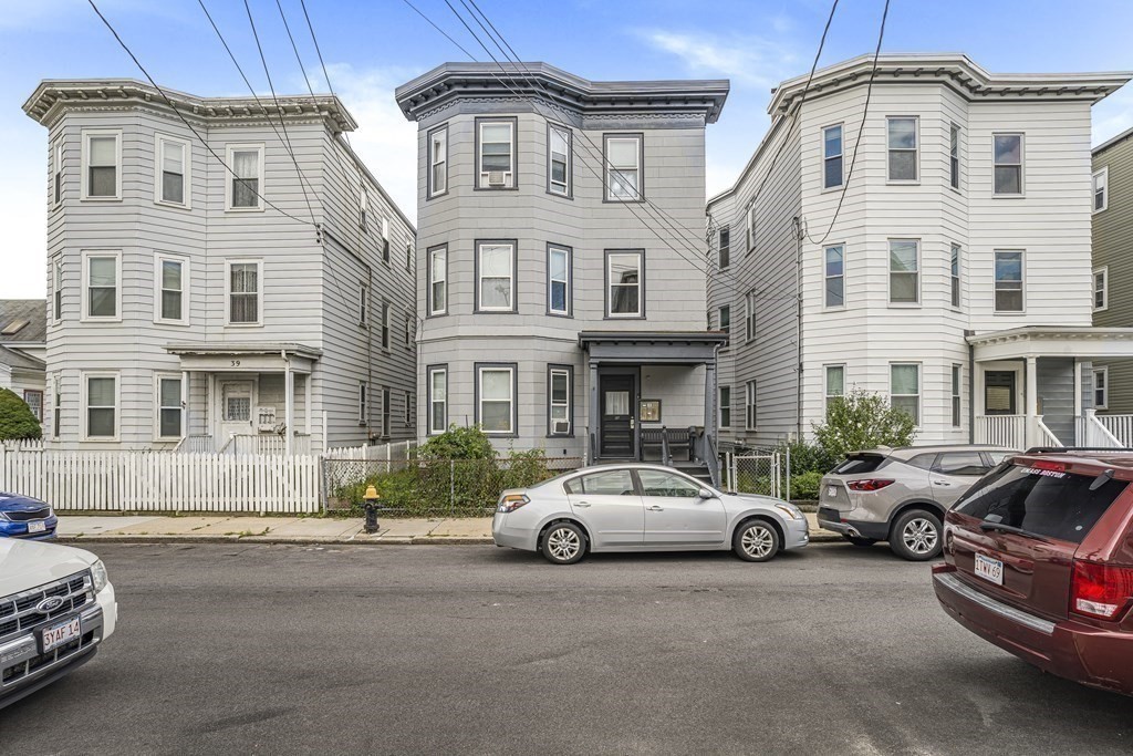 37 Harbor View Street, Unit 3 Boston, MA 02125 - Photo 15 of 16