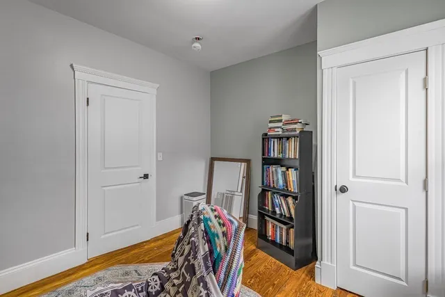 $4,000 | 37 Harbor View Street, Unit 3, Boston, MA 02125