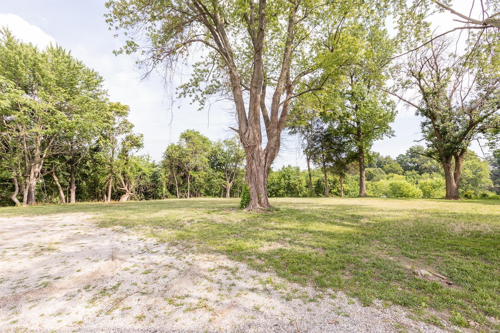 1220 Pausch Road O'Fallon, IL 62269 - Photo 5 of 15