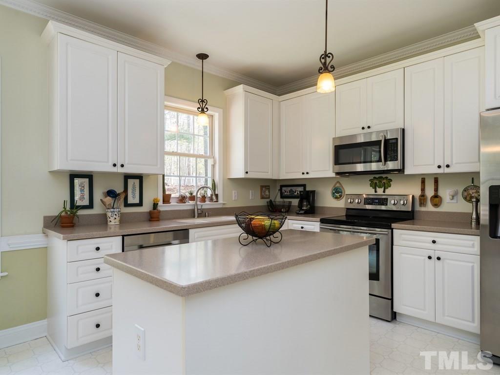 2016 Wheelerbrook Court Raleigh, NC 27603 - Photo 7 of 25