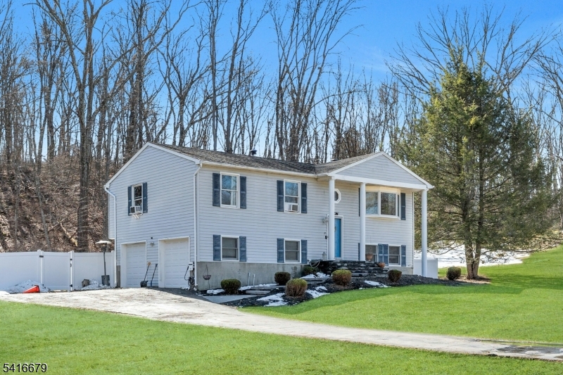 12 August Lane Wantage, NJ 07461 - Photo 11 of 15