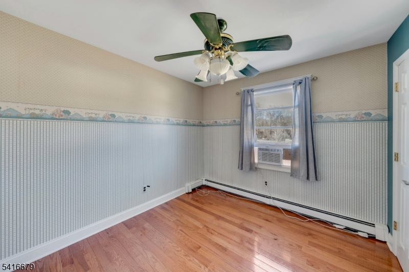 12 August Lane Wantage, NJ 07461 - Photo 8 of 15