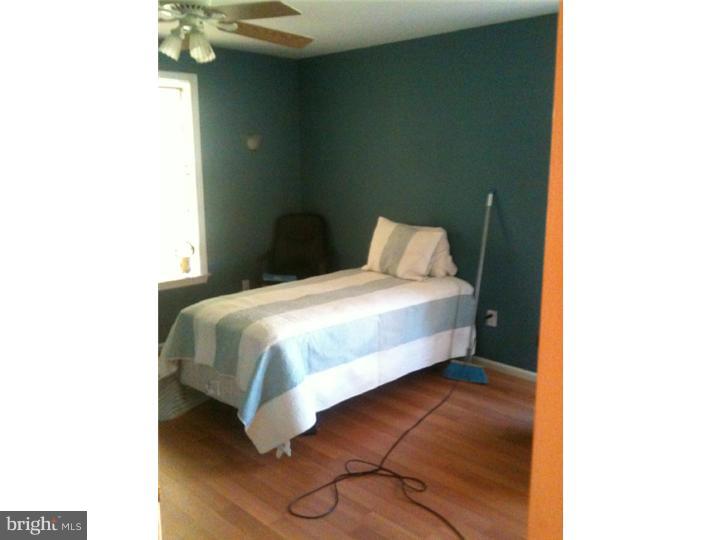 235 Goodford Road Philadelphia, PA 19154 - Photo 22 of 22 Bedroom - Main