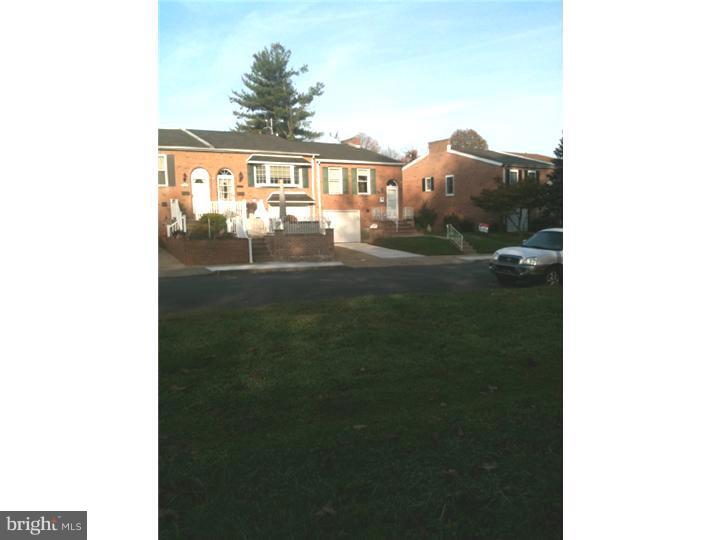235 Goodford Road Philadelphia, PA 19154 - Photo 4 of 22 Exterior
