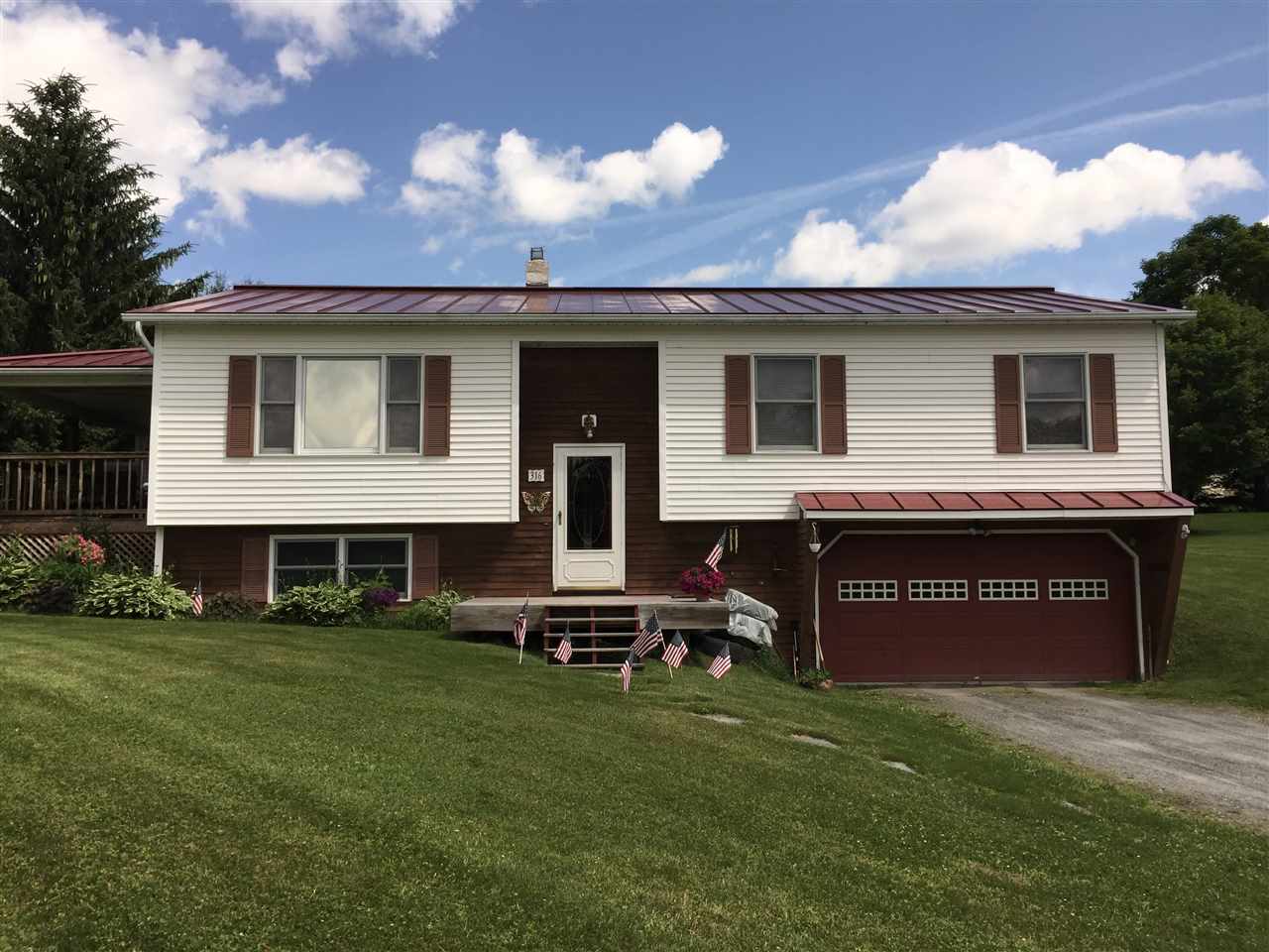 316 Doyon Road Northfield, VT 05663 - Photo 2 of 32