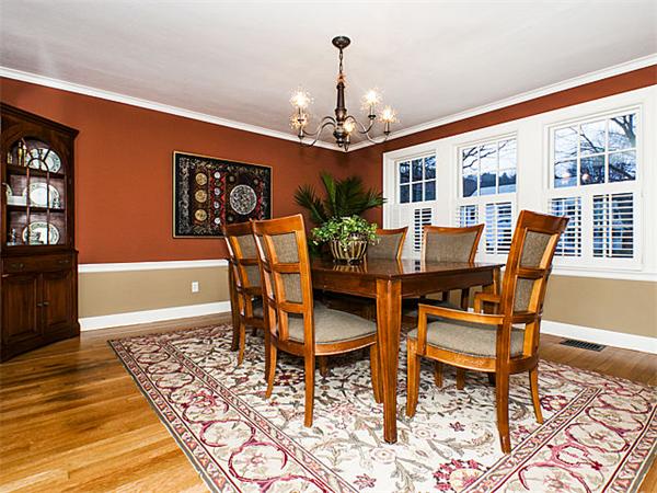 47 Hilltop Road Brookline, MA 02467 - Photo 6 of 29 Gallery Image 6