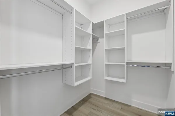 $3,150 | 487 Market Street, Unit 203, Saddle Brook, NJ 07663