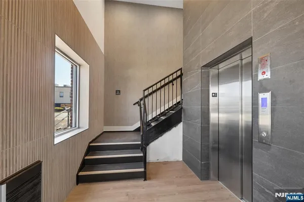 $3,150 | 487 Market Street, Unit 203, Saddle Brook, NJ 07663