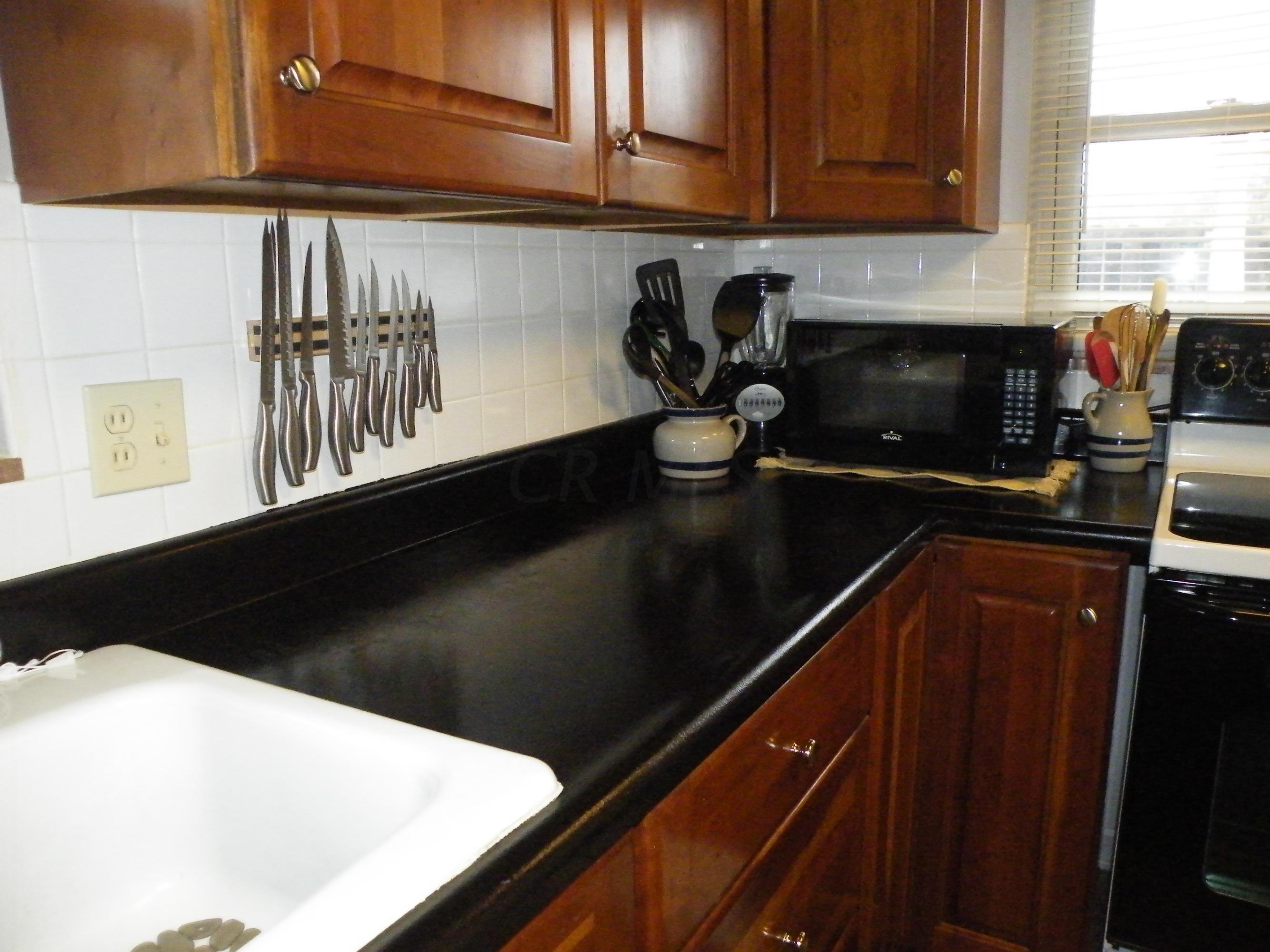 3274 Whitehead Road Columbus, OH 43204 - Photo 12 of 27 Gallery Image 12
