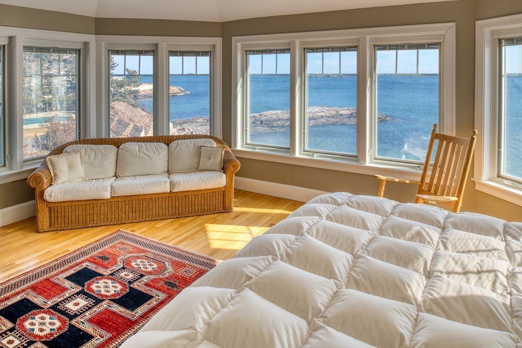 450 Atlantic Avenue Marblehead, MA 01945 - Photo 12 of 25