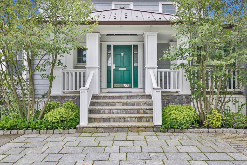 450 Atlantic Avenue Marblehead, MA 01945 - Photo 2 of 25