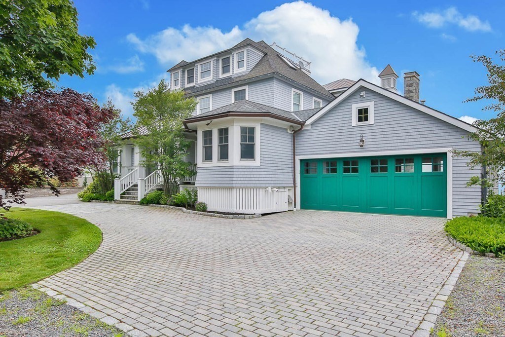 450 Atlantic Avenue Marblehead, MA 01945 - Photo 3 of 25