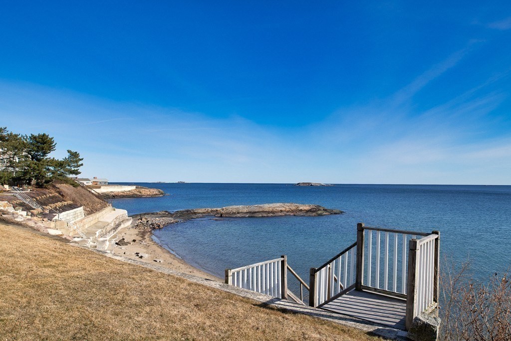 450 Atlantic Avenue Marblehead, MA 01945 - Photo 5 of 25