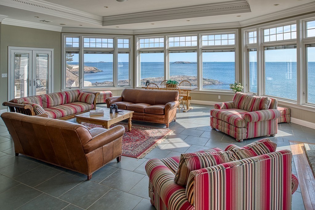 450 Atlantic Avenue Marblehead, MA 01945 - Photo 9 of 25