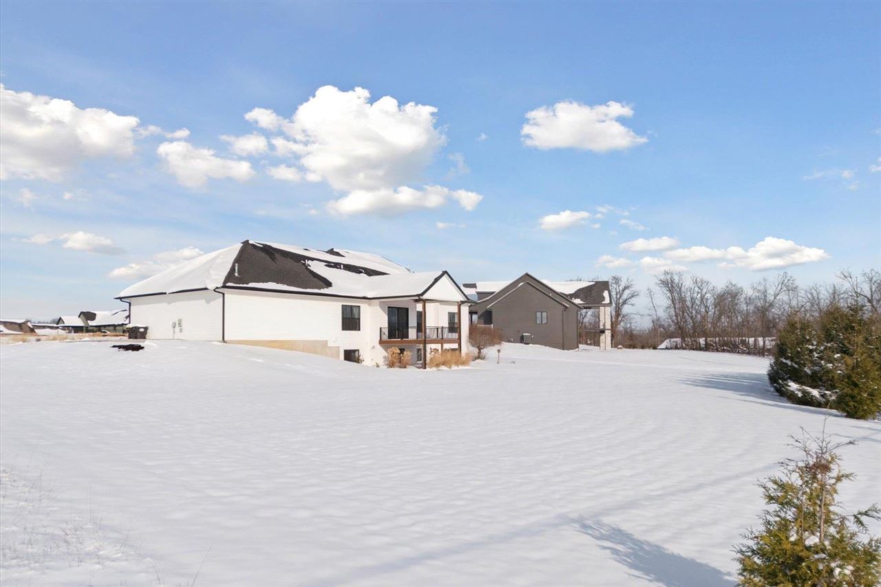 9243 Feather Ridge Pass Cedar Rapids, IA 52411 - Photo 39 of 48 Gallery Image 39