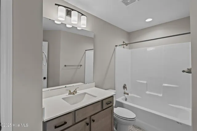 $321,900 | 2340 Rhinestone Drive, Winterville, NC 28590