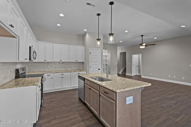 $321,900 | 2340 Rhinestone Drive, Winterville, NC 28590