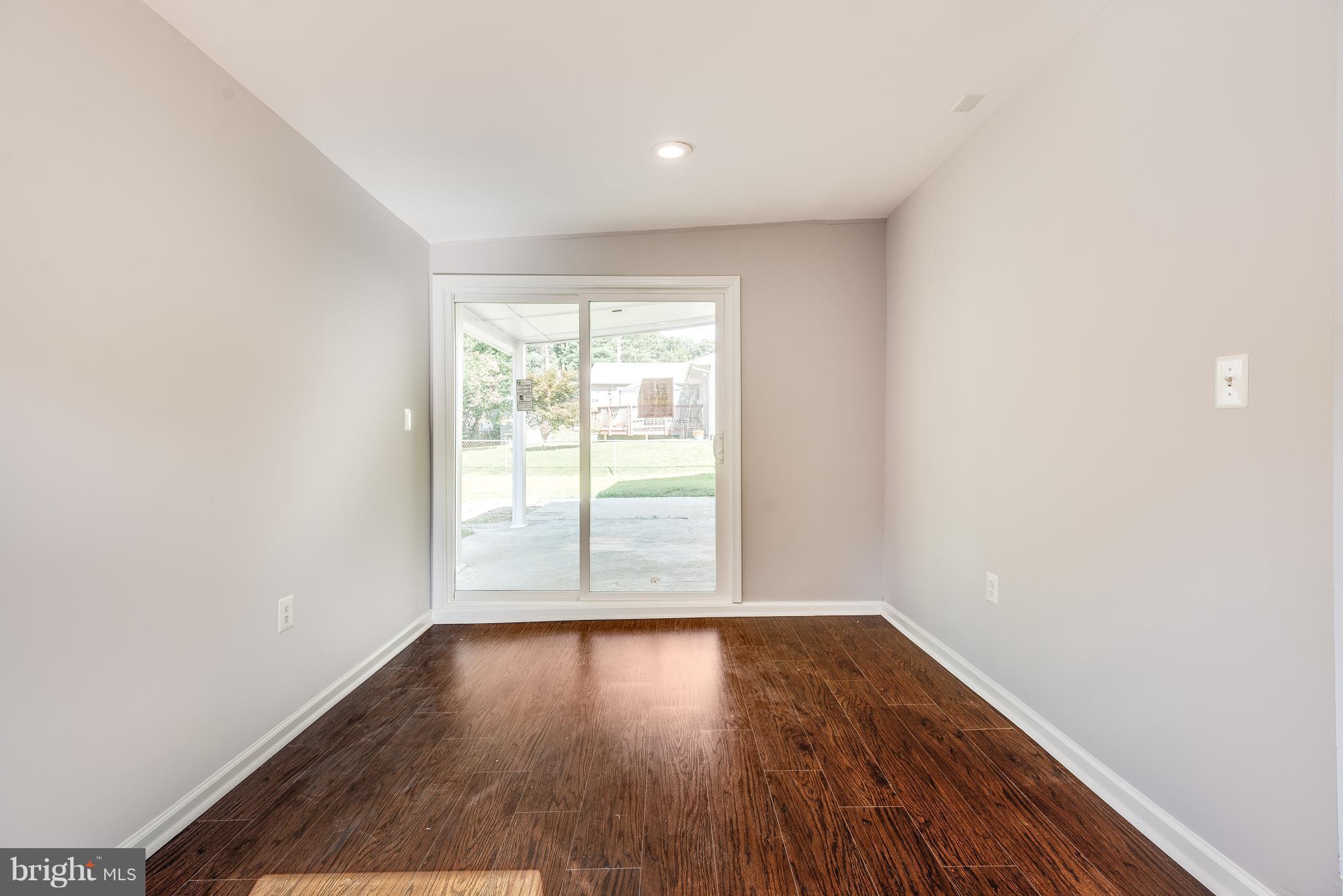 6825 Matthews Road Bryans Road, MD 20616 - Photo 6 of 20 Interior (General)
