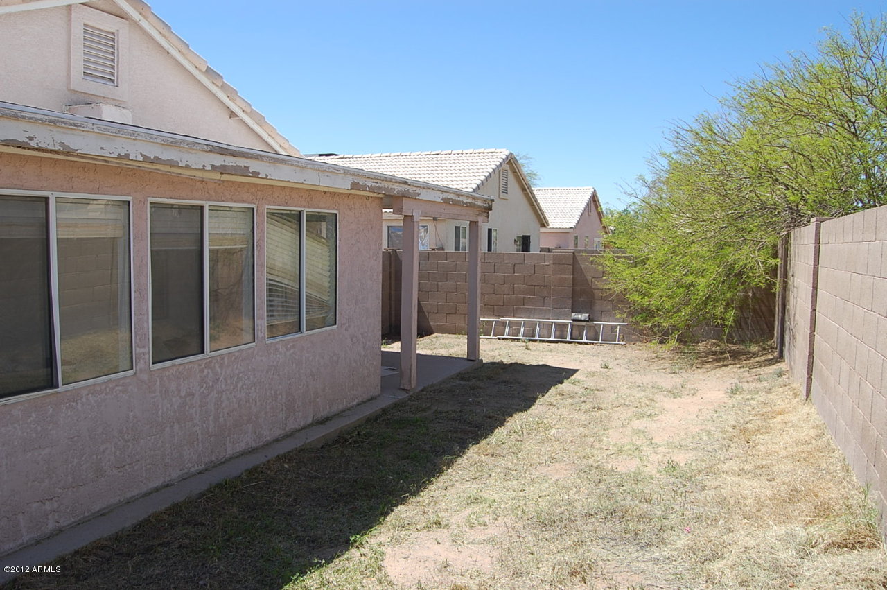 1868 West Renaissance Avenue Apache Junction, AZ 85120 - Photo 8 of 8 Backyard 2