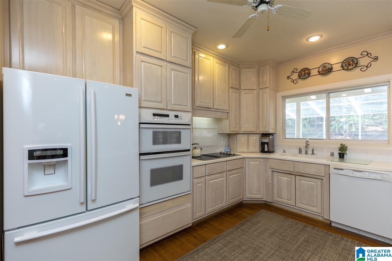 112 Kings Crest Lane Pelham, AL 35124 - Photo 21 of 48
