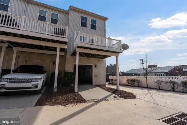 a view of deck and patio