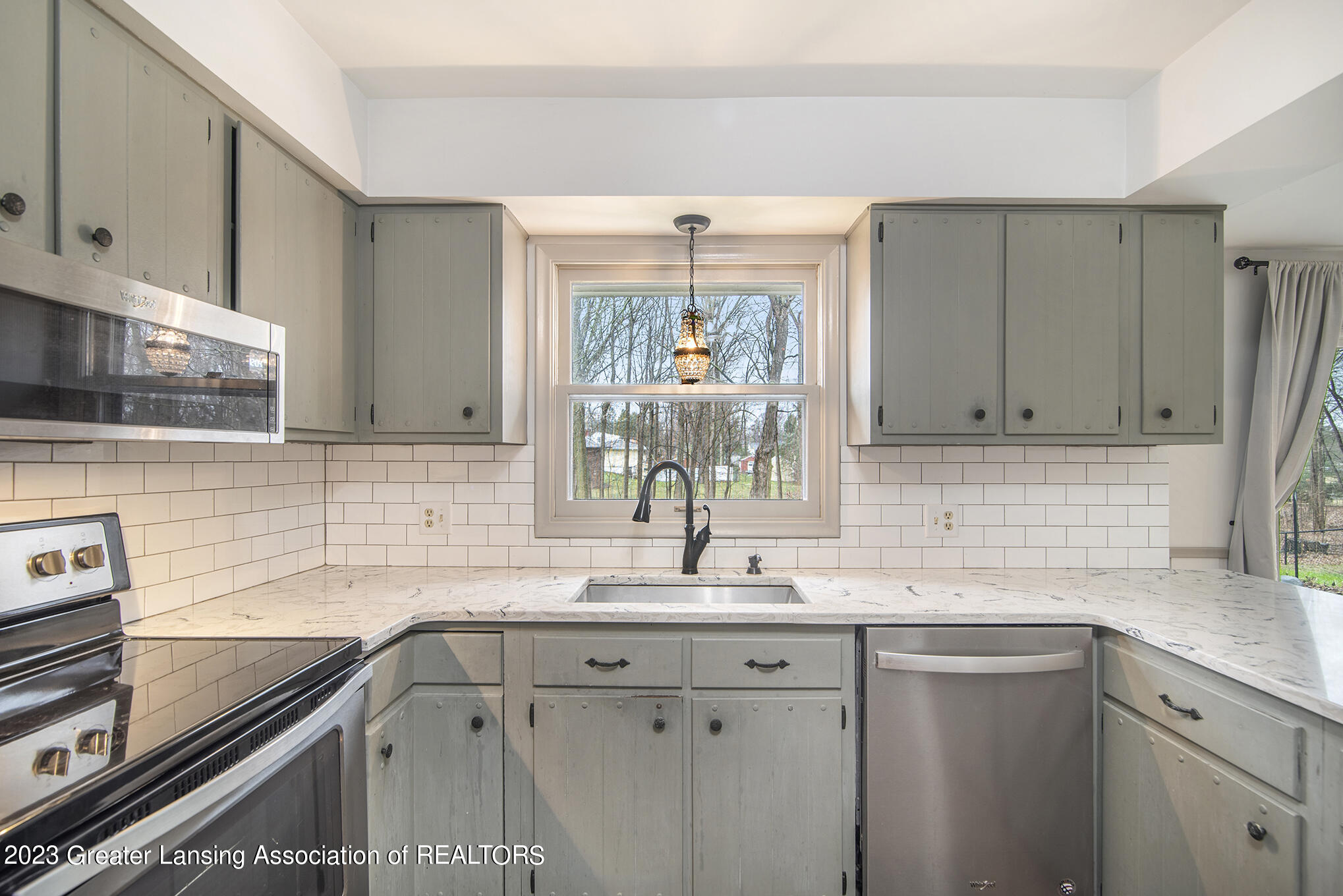 3711 Springbrook Lane Lansing, MI 48917 - Photo 12 of 29 DSC_3378