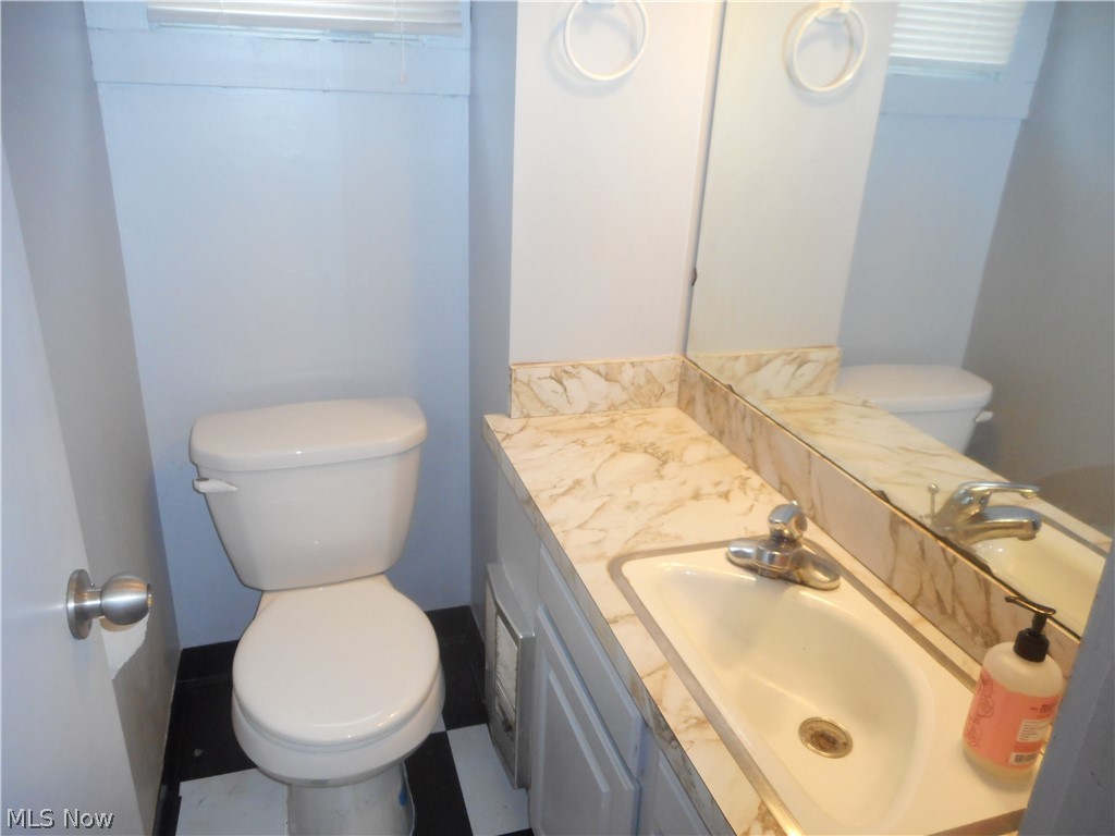 2990 Edgehill Road Cleveland, OH 44118 - Photo 10 of 25 Gallery Image 10