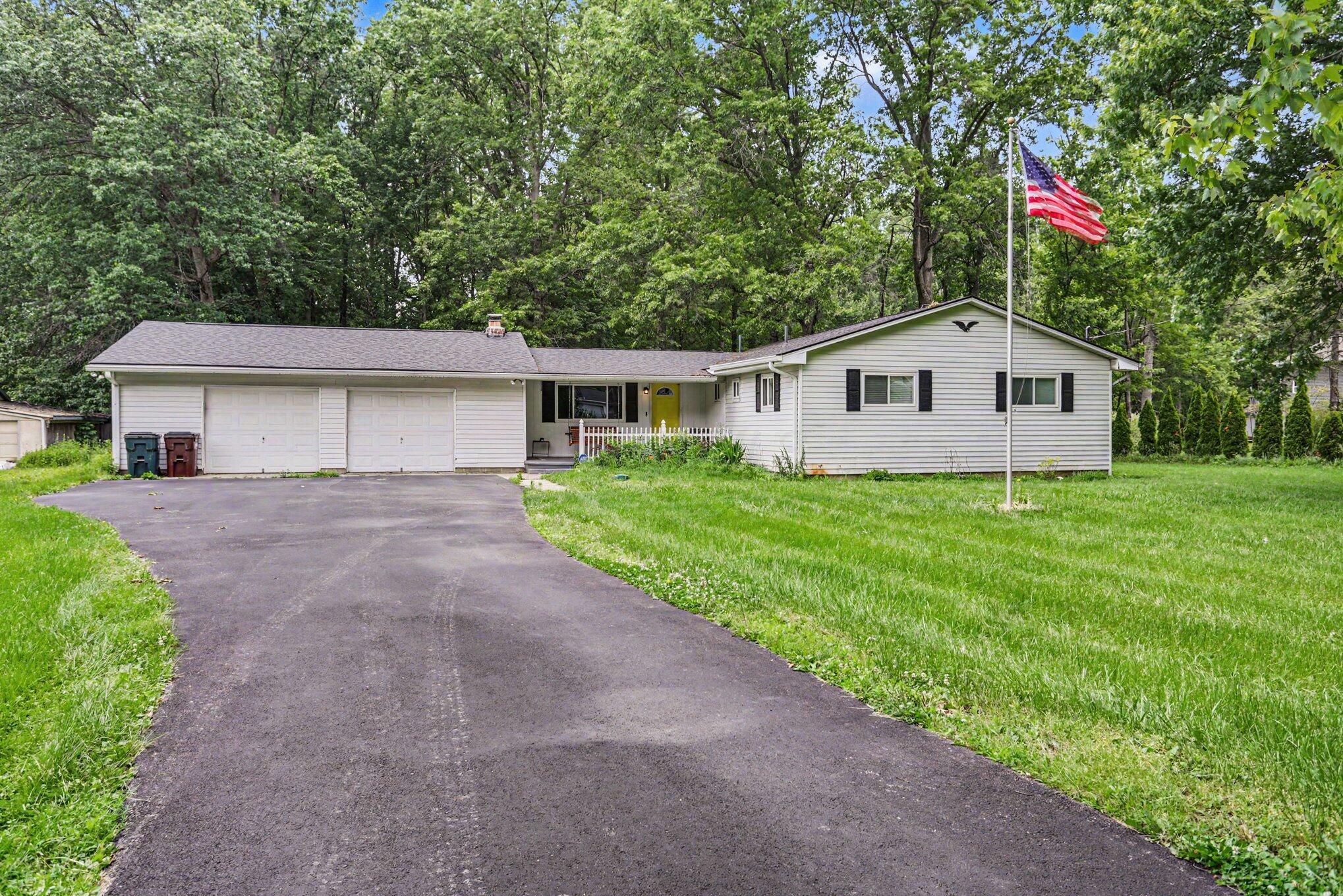 4905 Babbitt Road New Albany, OH 43054 - Photo 1 of 6