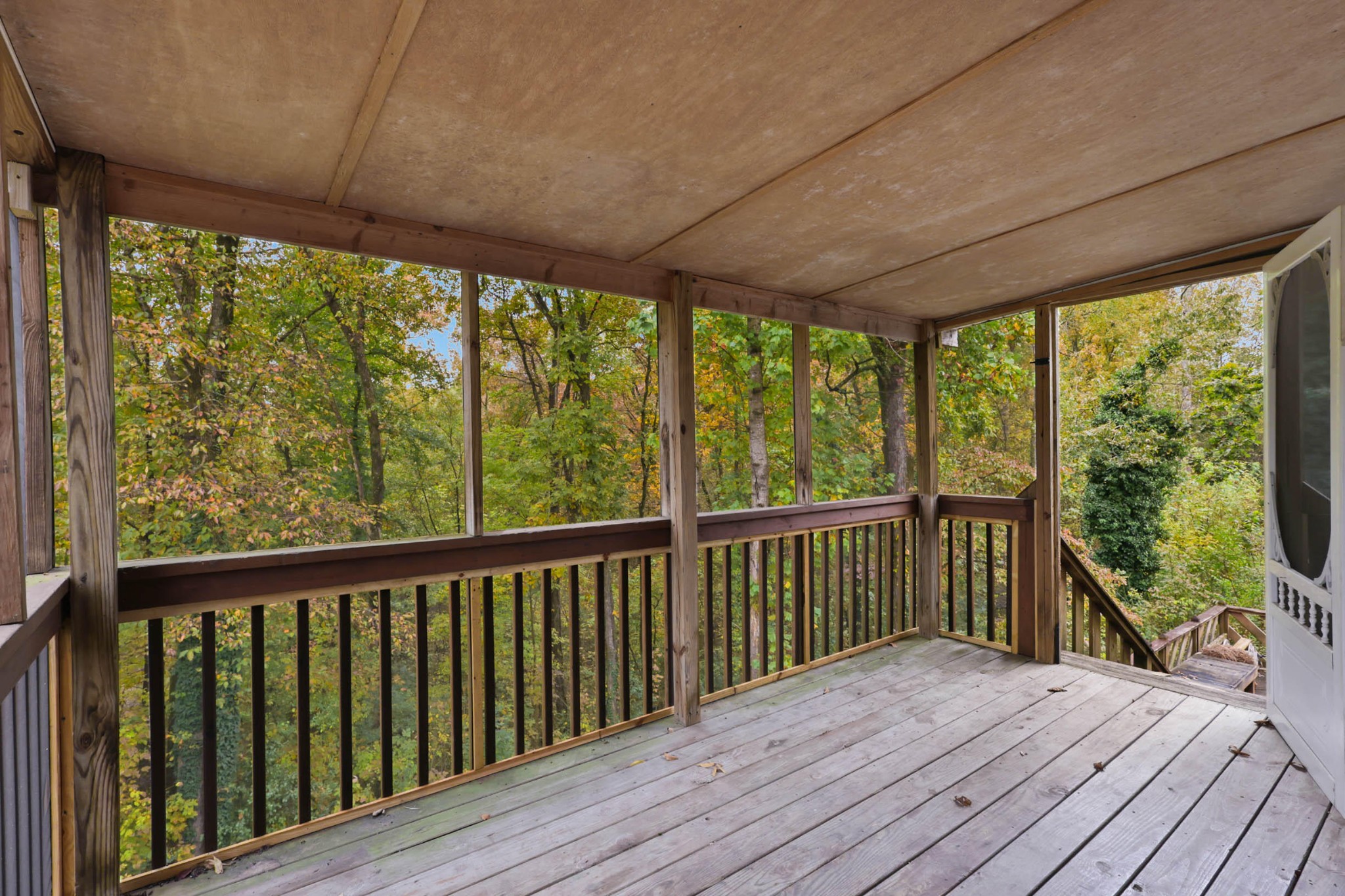 706 Swansons Ridge Road Chattanooga, TN 37421 - Photo 22 of 29 a view of balcony with wooden floor