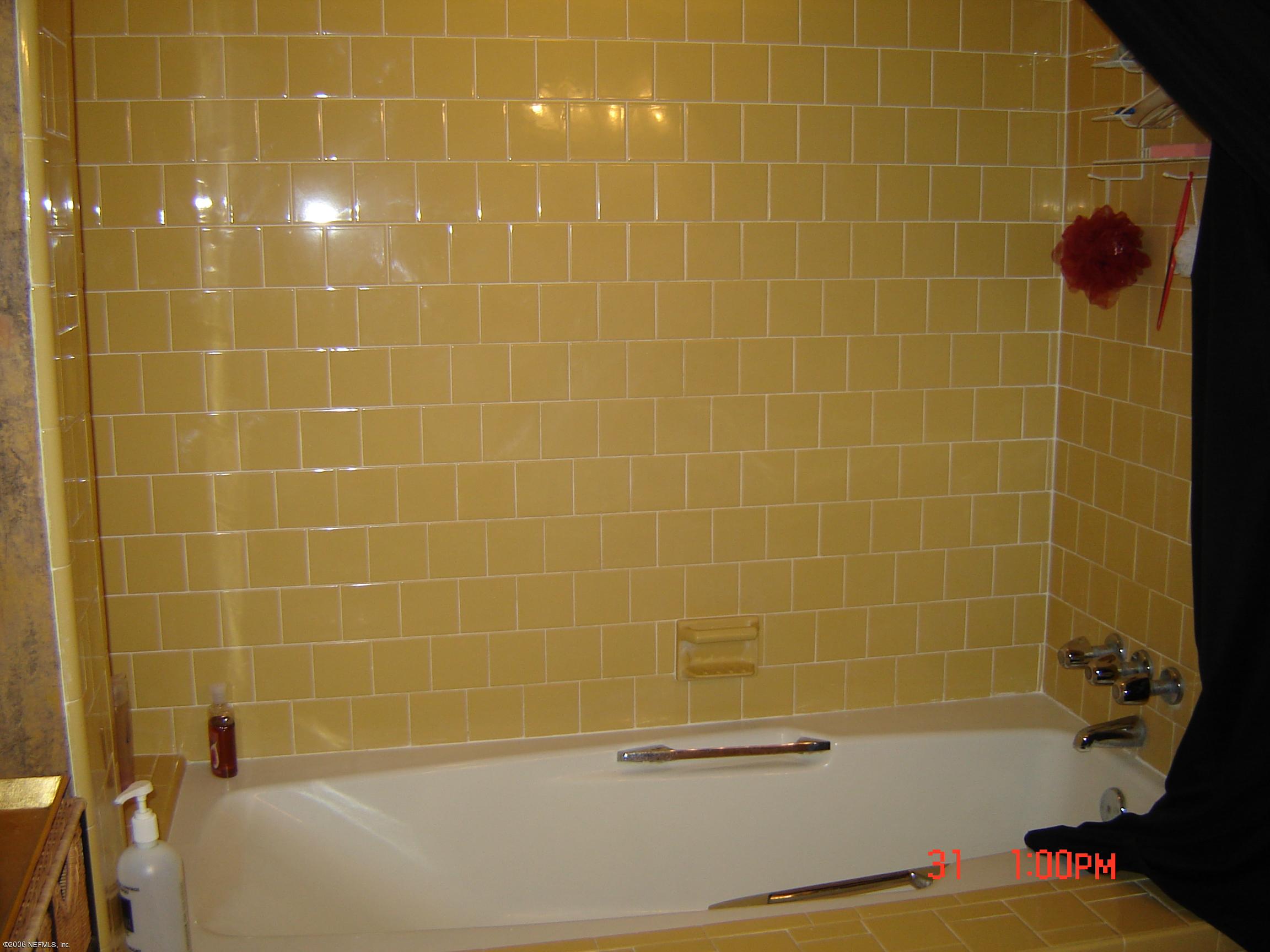 7610 Altama Road Jacksonville, FL 32216 - Photo 11 of 17 Master bathroom