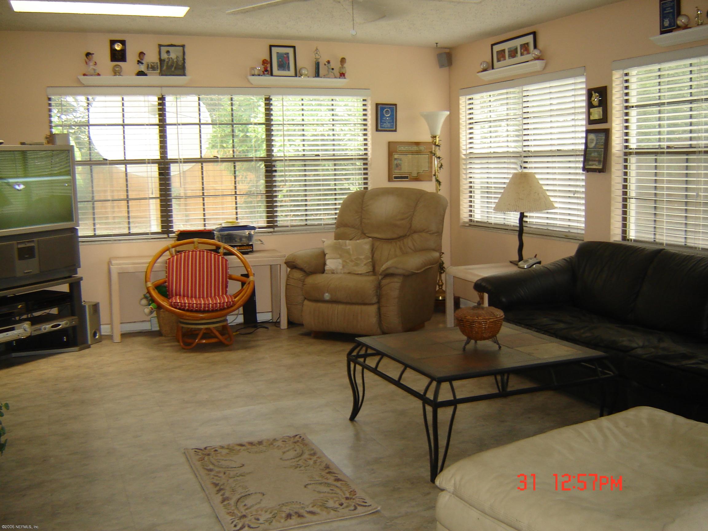 7610 Altama Road Jacksonville, FL 32216 - Photo 7 of 17 Family room