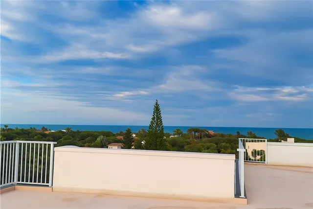 a view of terrace with city view