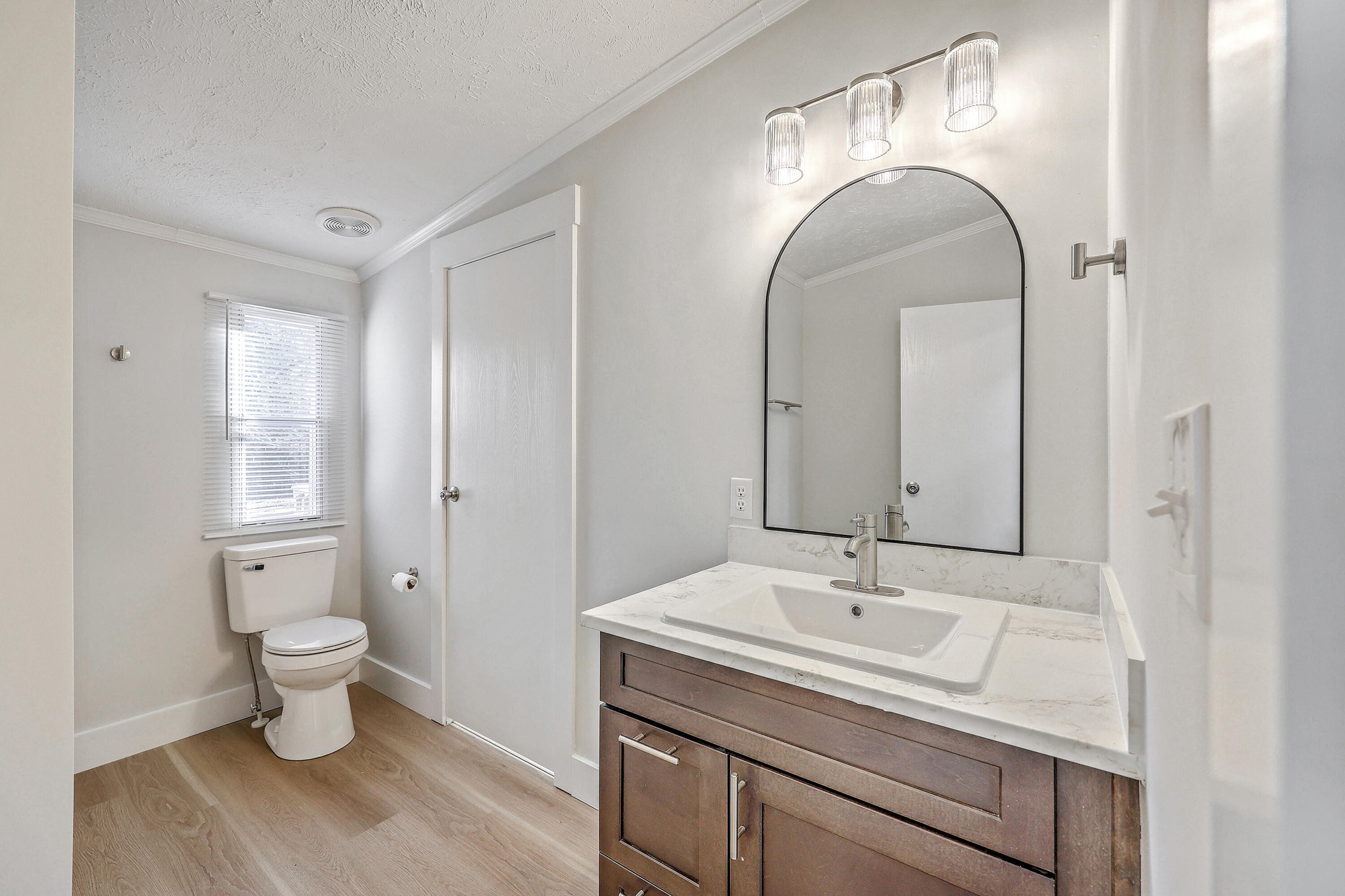 860 Toney Bay Road Holly Hill, SC 29059 - Photo 31 of 39 Full Guest Bathroom