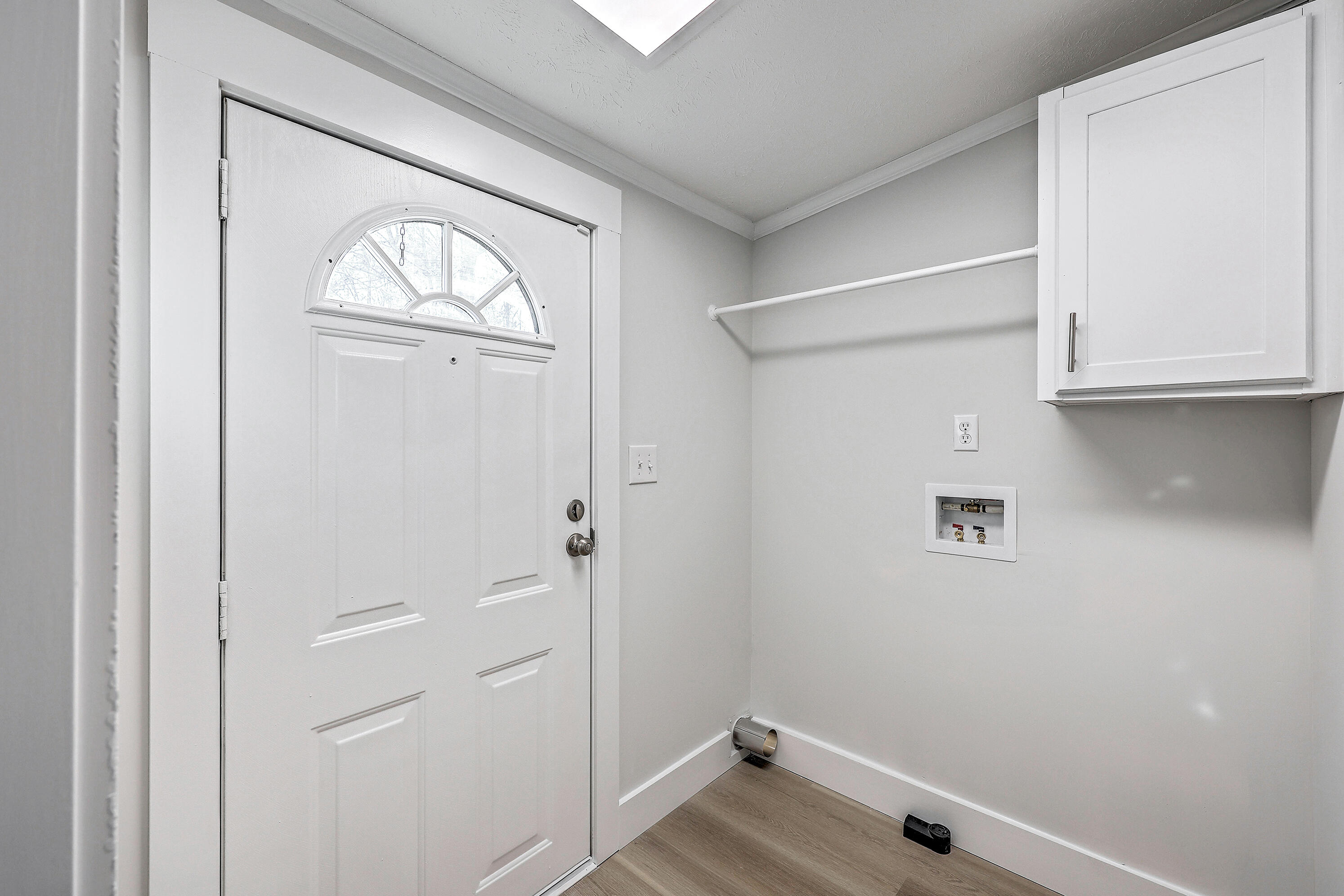 860 Toney Bay Road Holly Hill, SC 29059 - Photo 33 of 39 Laundry