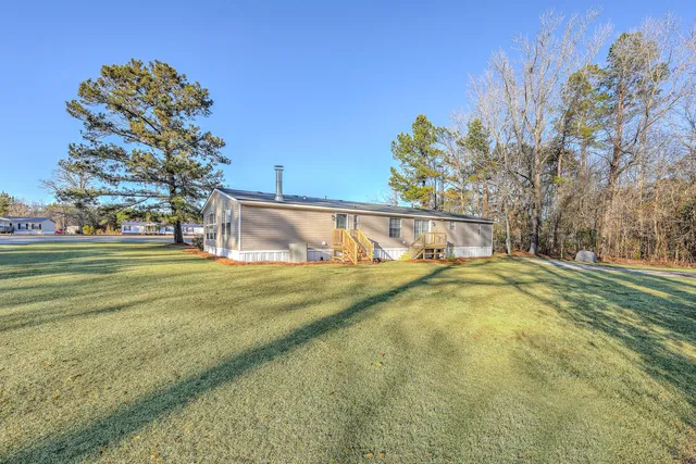 $300,000 | 860 Toney Bay Road, Holly Hill, SC 29059