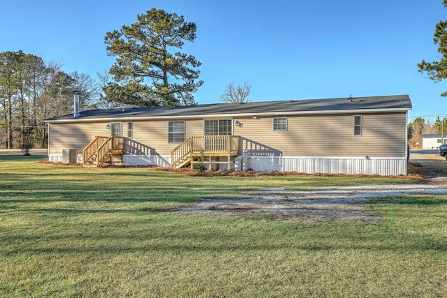 $300,000 | 860 Toney Bay Road, Holly Hill, SC 29059