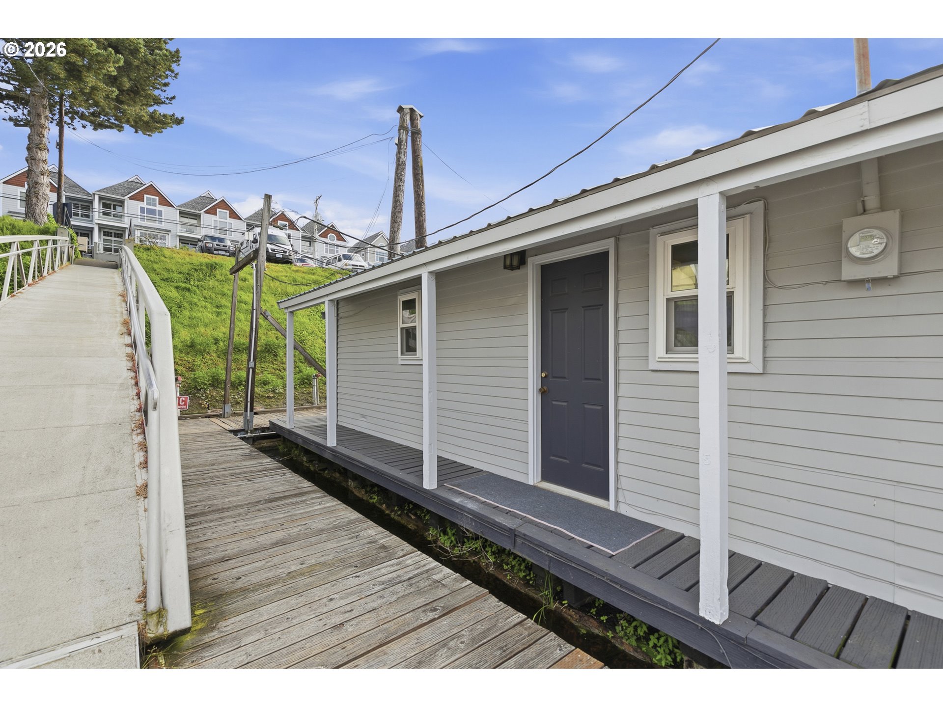 535 Northeast Bridgeton Road, Unit 5 Portland, OR 97211 - Photo 14 of 40 Gallery Image 14