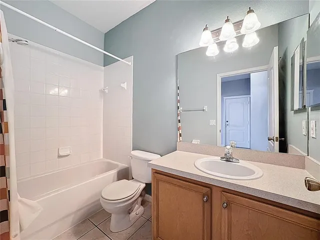 $289,000 | 7520 Surrey Pines Drive, Apollo Beach, FL 33572