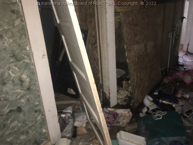 10342 State Rt 3 Road Seth, WV 25181 - Photo 11 of 22 Gallery Image 11